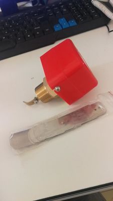 Long-Lasting Medium Temperature Control -20-110C with IP54 Rated Liquid Flow Switch